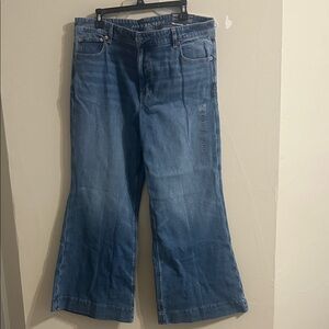 American Eagle Outfitters Medium Blue Wide-Leg Flare Jeans